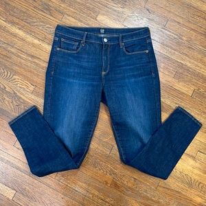 GAP Sculpt True Skinny Jeans, like NEW, Size 31